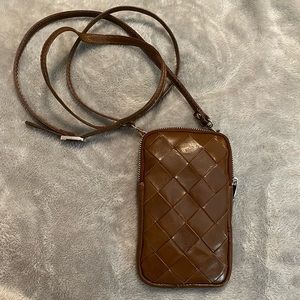 NWOT Brown Ashwood Genuine Leather Crossbody Phone Wallet Purse